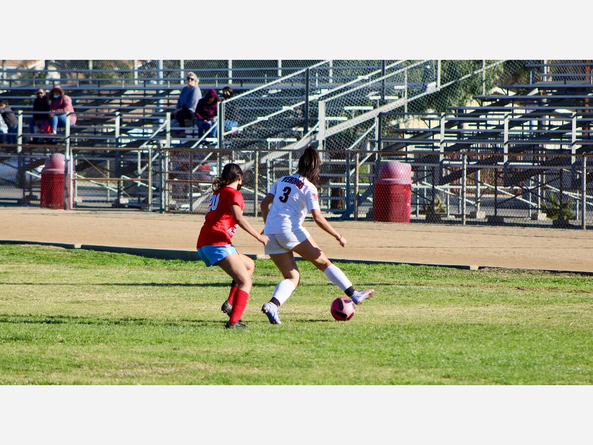 Dons Stay on Top and Win Their Third in a Row