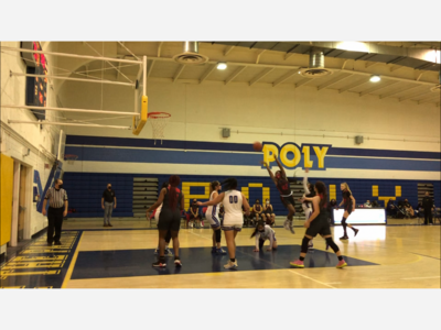 Dons Girls Basketball slow start, resulted in defeat