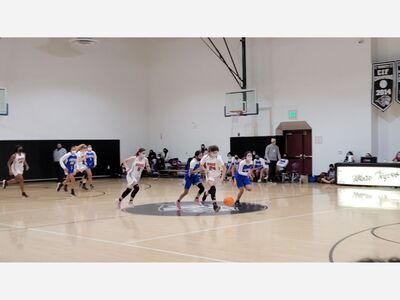 Verdugo Hills cruises past Lakeview Charter