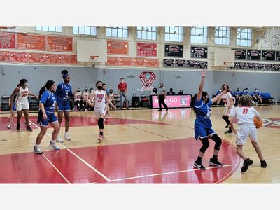 Verdugo Hills outpaces scrappy North Hollywood at the Barn