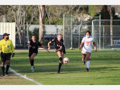Dons Soccer Settle for tie Against Grant, Again