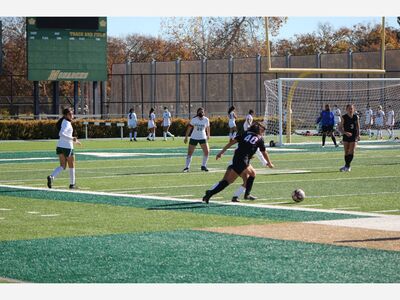 Dons Girls Soccer Dominate in First Win of Valley College Tournament