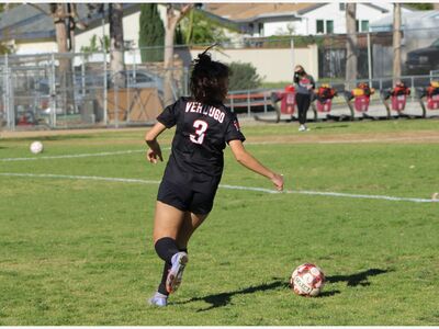 Dons Dominate in First Round of CIF Playoffs